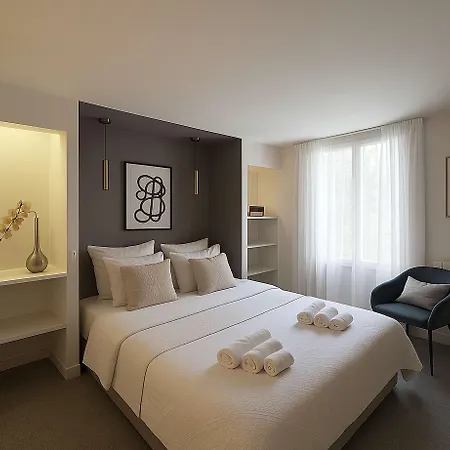 Apartman Notre Dame - Premium For 4 *