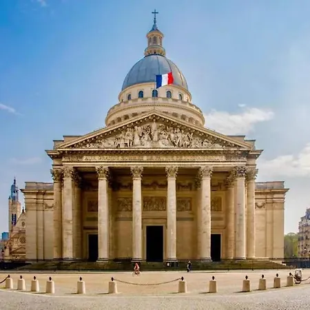 Notre Dame - Premium For 4 Parijs