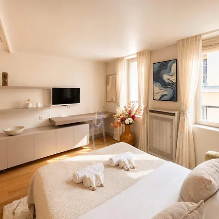 Notre Dame - Premium For 4 Apartmán *
